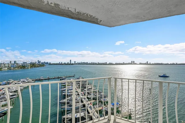 $3,350 | 7601 East Treasure Drive, Unit 920, North Bay Village, FL 33141