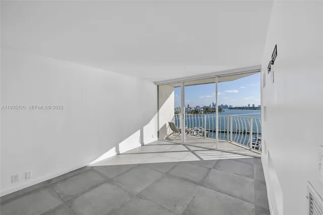 $3,350 | 7601 East Treasure Drive, Unit 920, North Bay Village, FL 33141