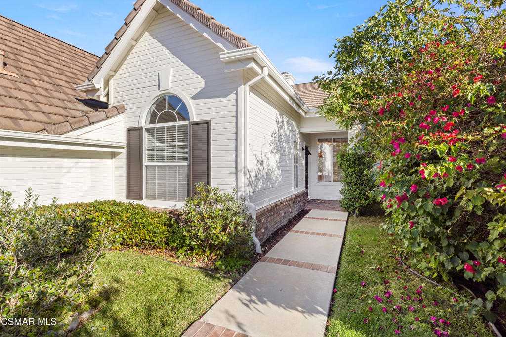 2906 Evesham Avenue Thousand Oaks, CA 91362 - Photo 2 of 30 a view of a house with a small yard and plants