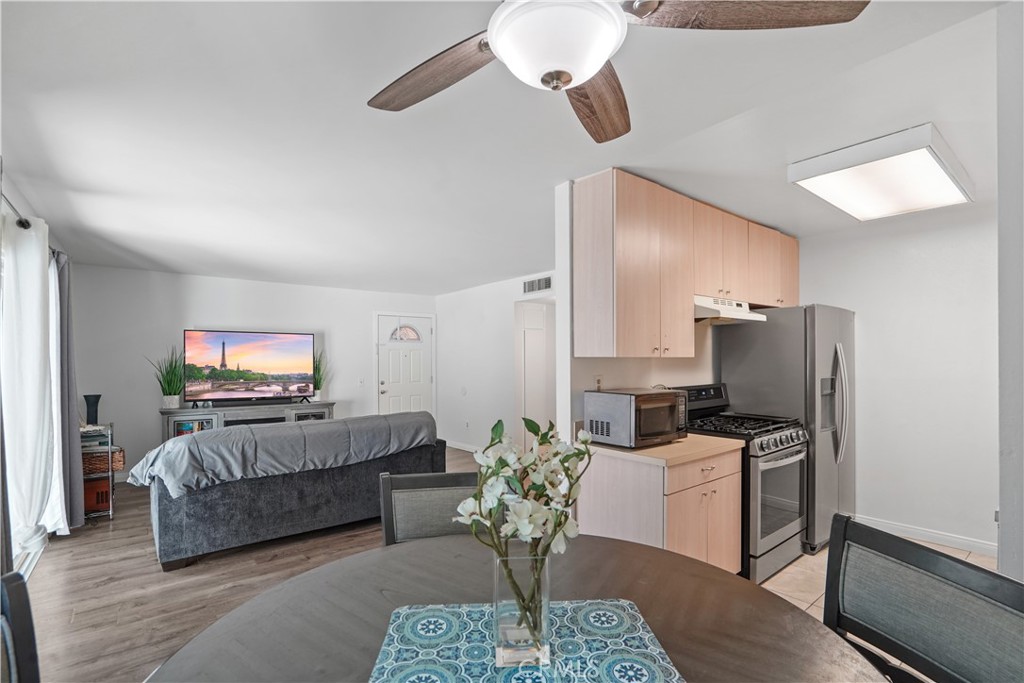 10331 Lindley Avenue, Unit 150 Porter Ranch, CA 91326 - Photo 9 of 27