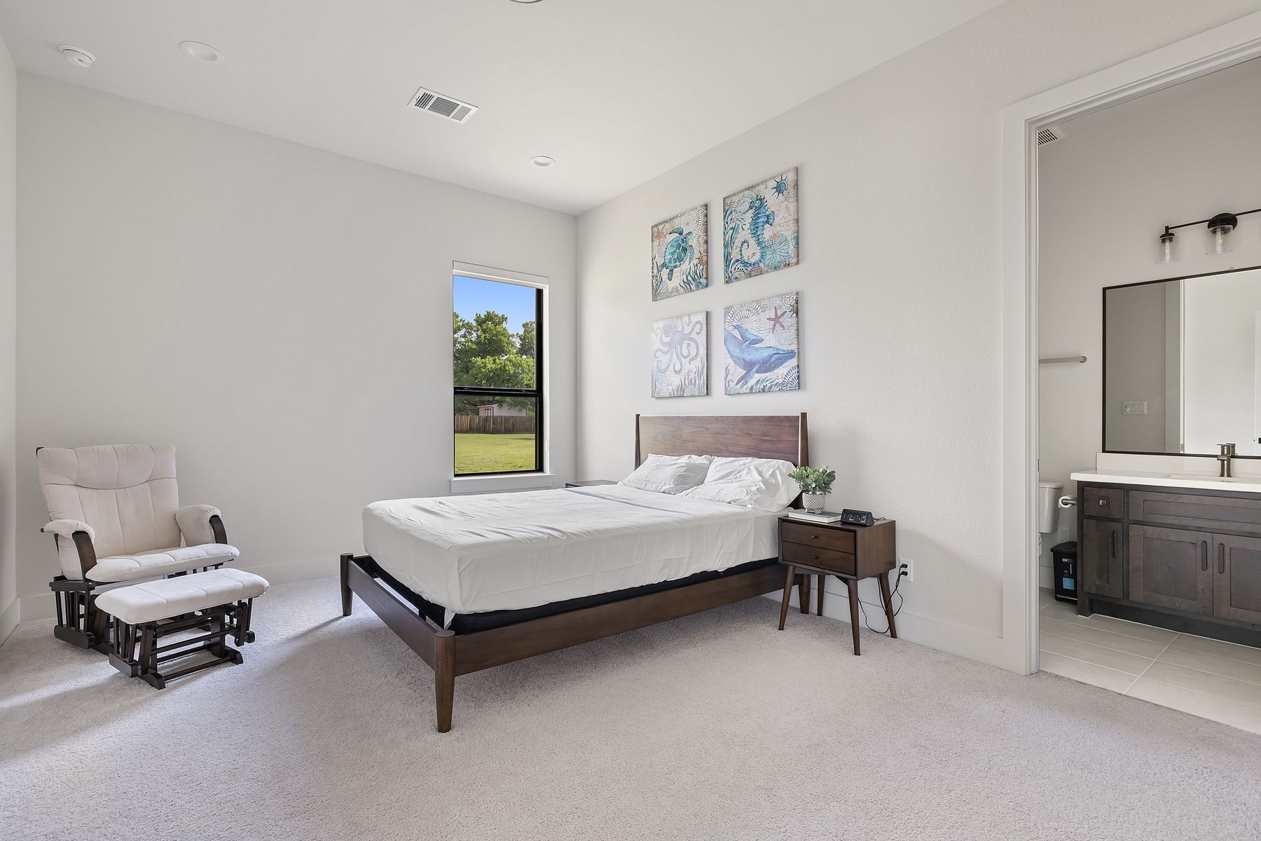 105 Ridge View Drive Georgetown, TX 78628 - Photo 26 of 40 Inlaw Bedroom