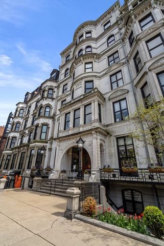 $1,350,000 | 160 Commonwealth Avenue, Unit 314, Boston, MA 02116