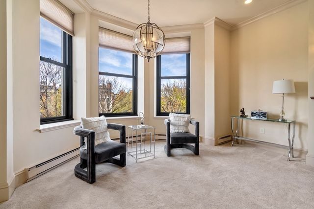 $1,350,000 | 160 Commonwealth Avenue, Unit 314, Boston, MA 02116