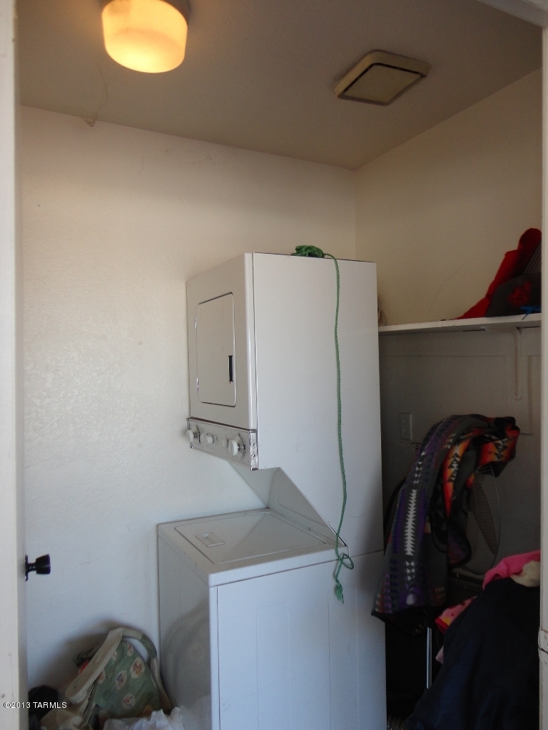 631 West 40th Street Tucson, AZ 85713 - Photo 17 of 18