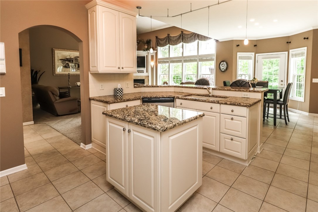 4 Sargenti Circle Penfield, NY 14580 - Photo 15 of 50