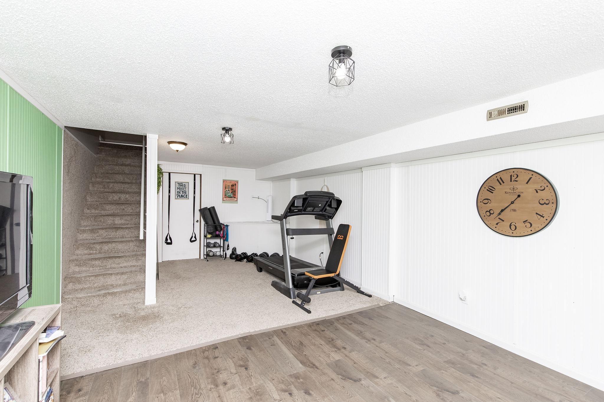 1721 42nd Street South Fargo, ND 58103 - Photo 36 of 47