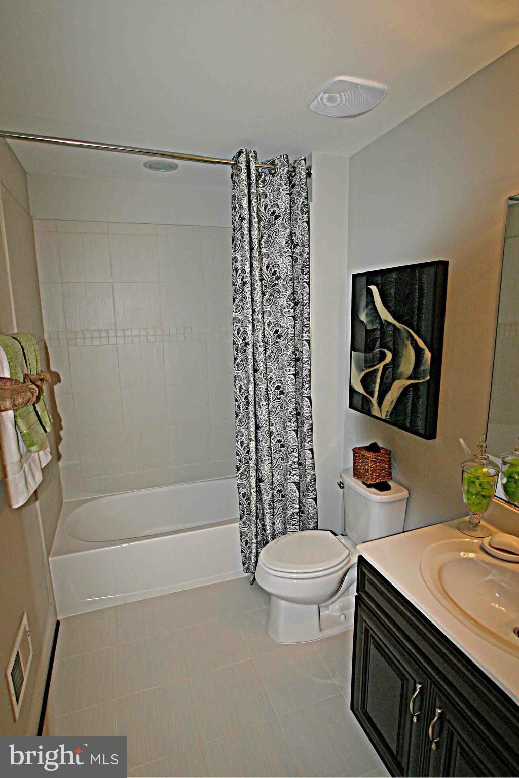 14716 Bell Tower Road Woodbridge, VA 22193 - Photo 19 of 28 Bath