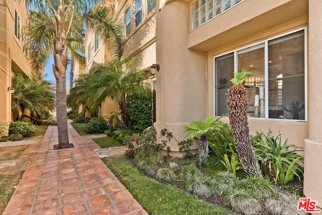 $4,750 | 1630 East Palm Avenue, Unit 5, El Segundo, CA 90245