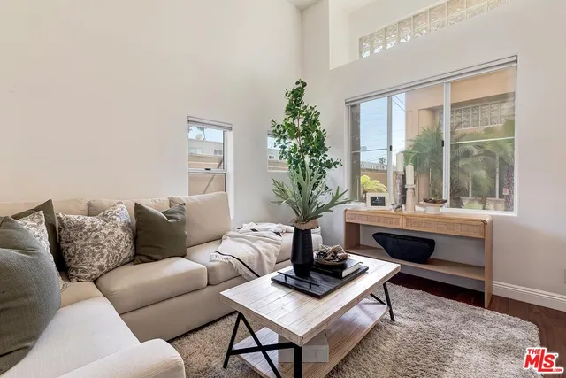 $4,750 | 1630 East Palm Avenue, Unit 5, El Segundo, CA 90245