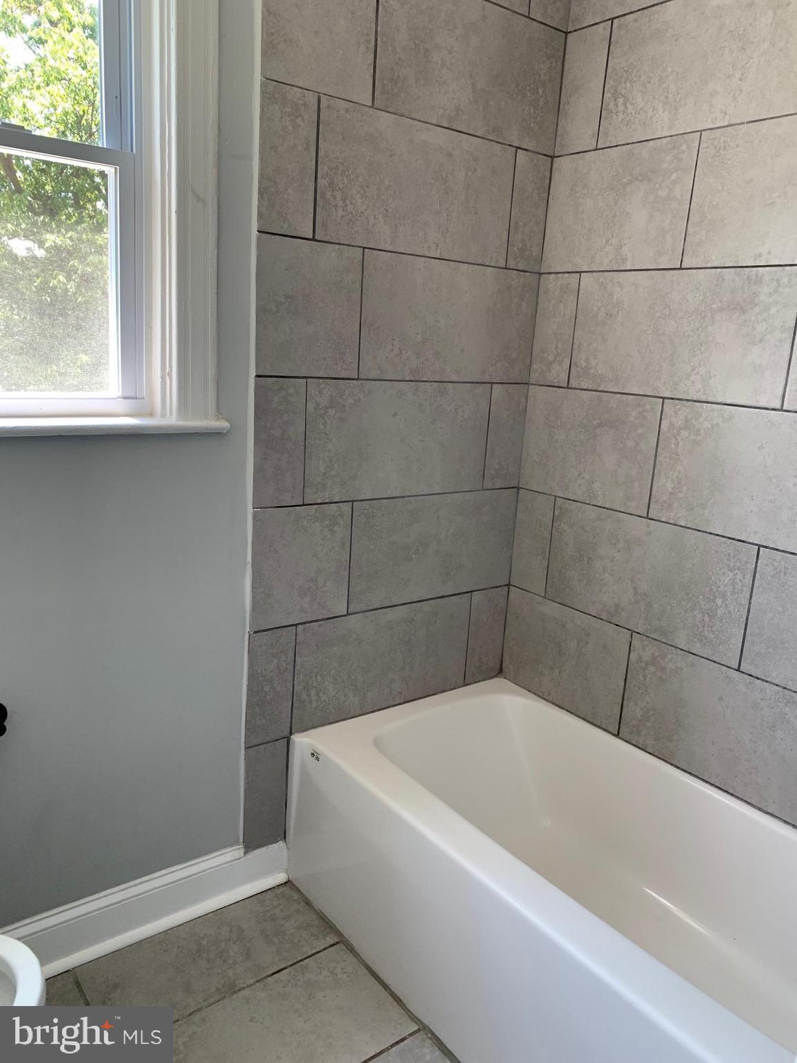 3404 Juneway Baltimore, MD 21213 - Photo 9 of 22 Gallery Image 9