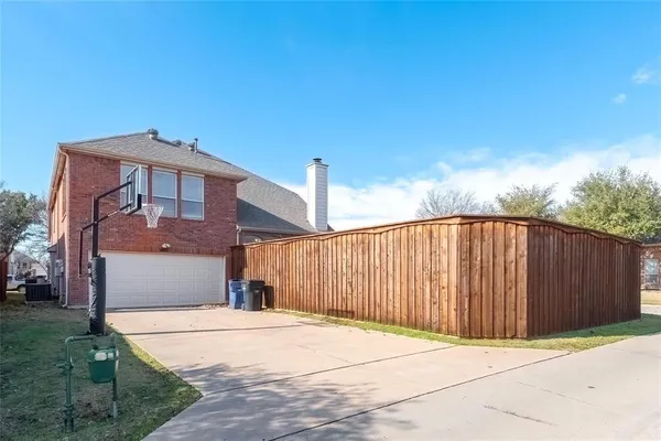 $3,500 | 11340 Las Polamas Drive, Frisco, TX 75033
