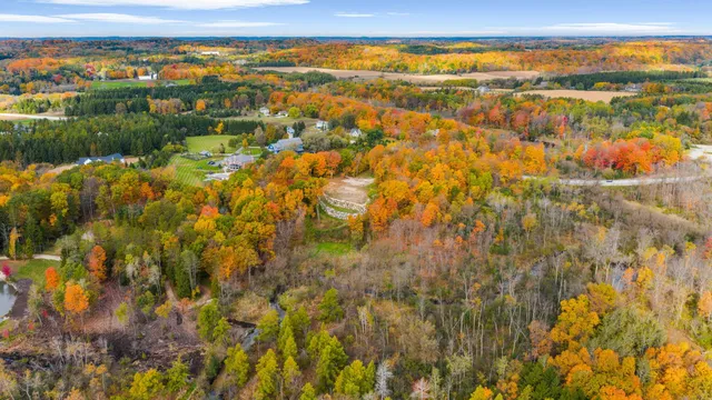 $1,100,000 | 3811 County Highway, Slinger, WI 53086