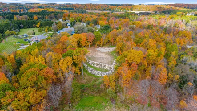 $1,100,000 | 3811 County Highway, Slinger, WI 53086