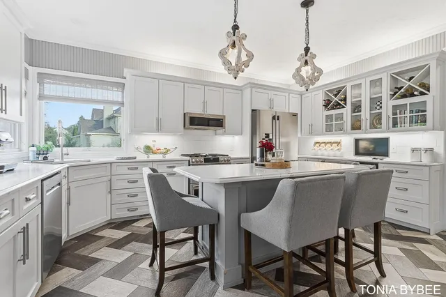 $994,000 | 3445 Elk Drive, Zeeland, MI 49464