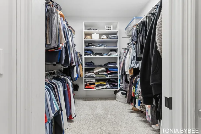 $994,000 | 3445 Elk Drive, Zeeland, MI 49464