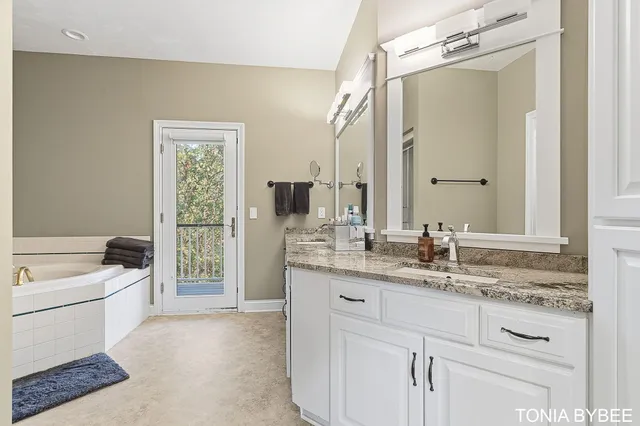 $994,000 | 3445 Elk Drive, Zeeland, MI 49464