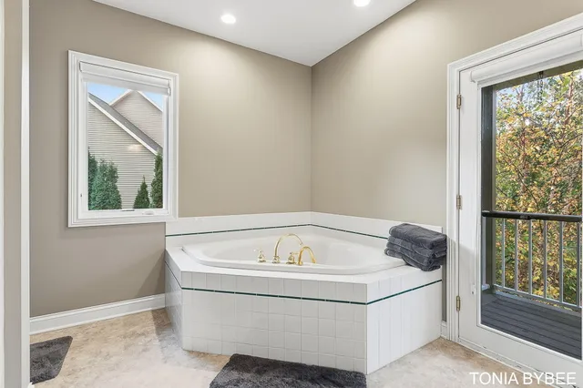 $994,000 | 3445 Elk Drive, Zeeland, MI 49464