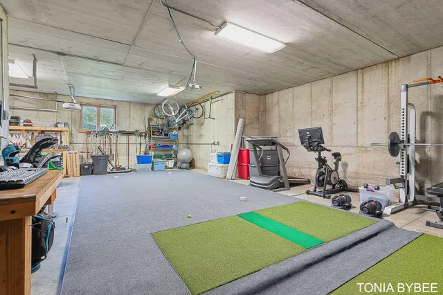 $994,000 | 3445 Elk Drive, Zeeland, MI 49464