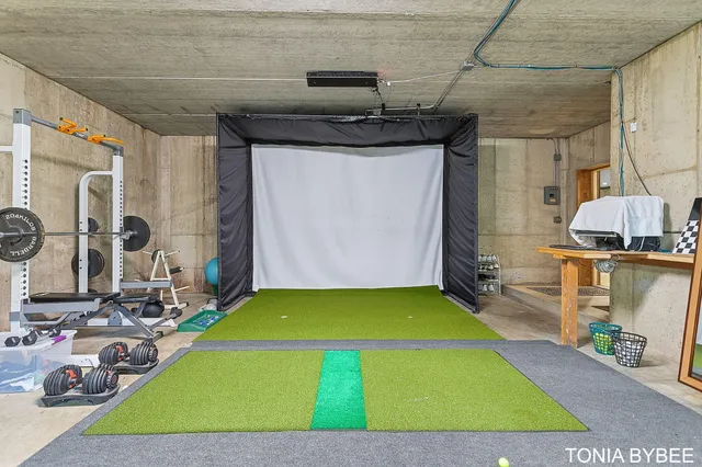 $994,000 | 3445 Elk Drive, Zeeland, MI 49464