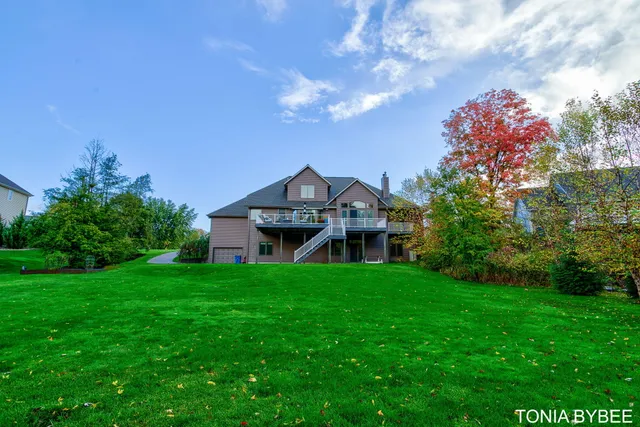 $994,000 | 3445 Elk Drive, Zeeland, MI 49464