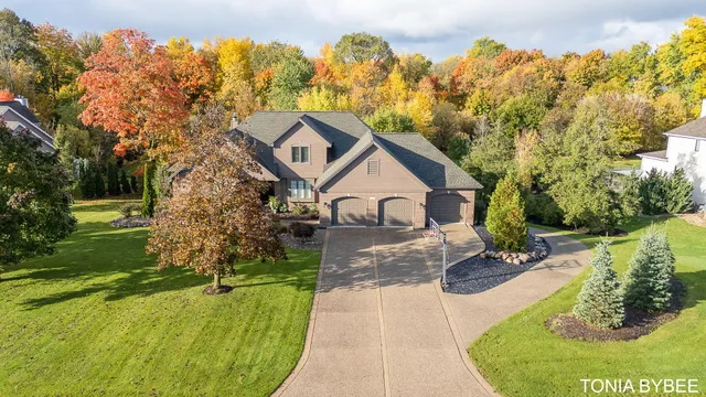 $994,000 | 3445 Elk Drive, Zeeland, MI 49464