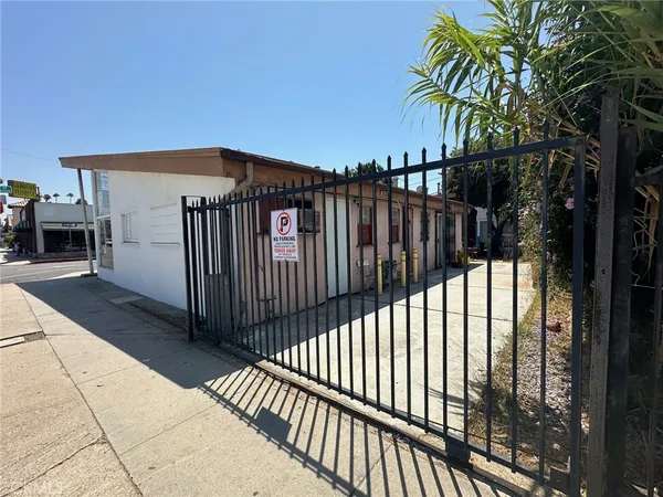 $899,000 | 16401-16407 New Hampshire Avenue, Gardena, CA 90247