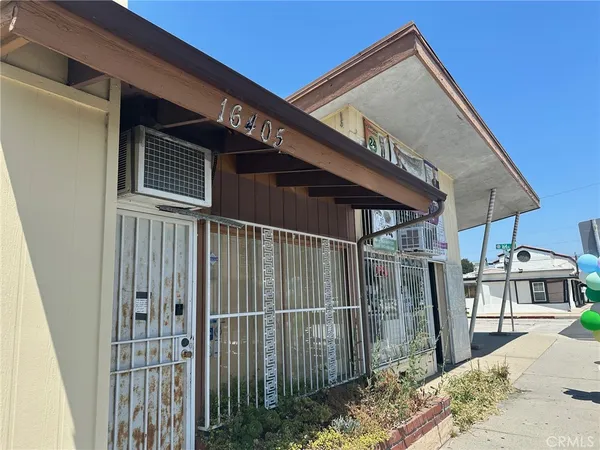 $899,000 | 16401-16407 New Hampshire Avenue, Gardena, CA 90247