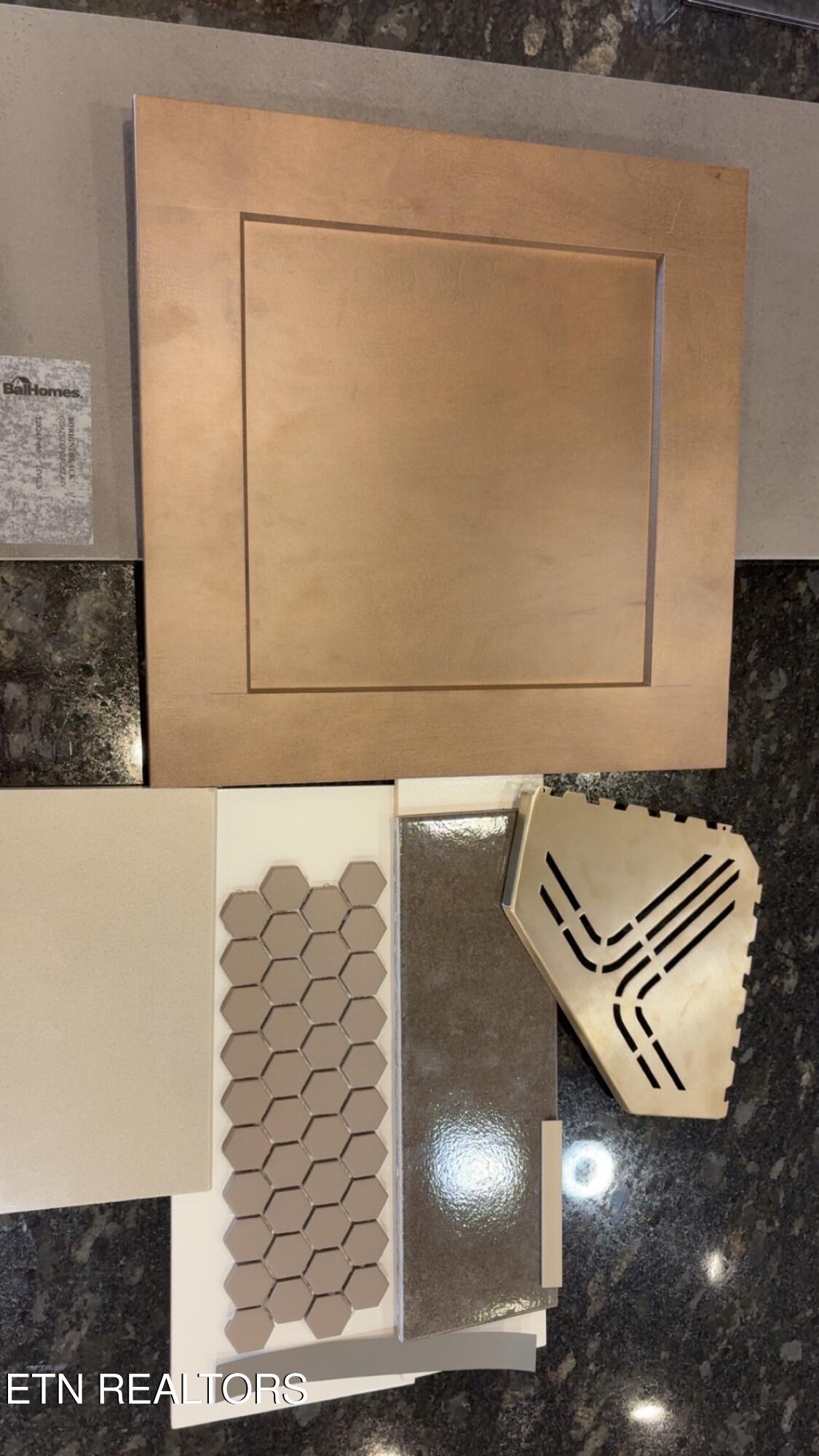 1849 Hickory Reserve Road Knoxville, TN 37932 - Photo 13 of 18 121 HC Bath 1