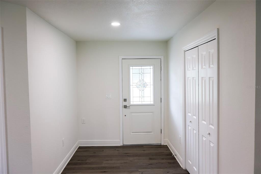 730 Crystal Lake Road Lutz, FL 33548 - Photo 4 of 35