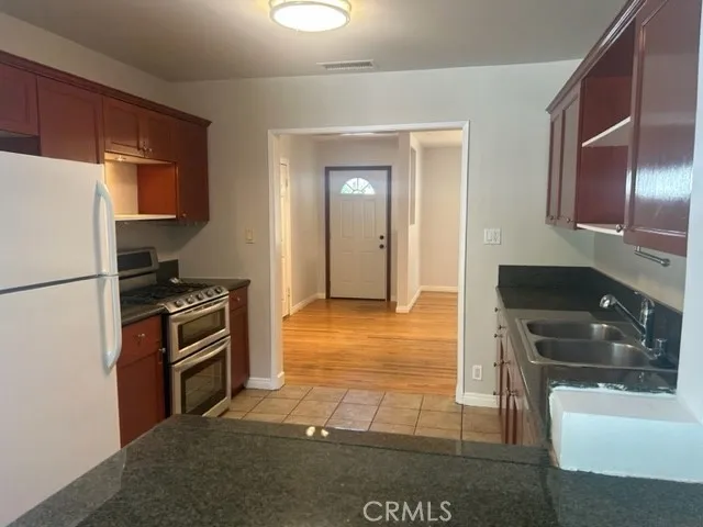 $4,100 | 17404 Burma Street, Encino, CA 91316