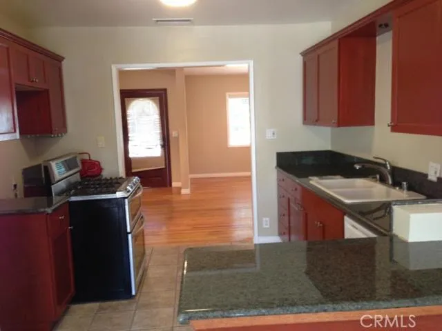 $4,100 | 17404 Burma Street, Encino, CA 91316