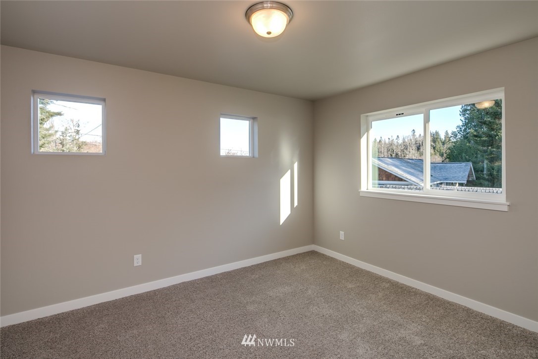 5111 Anderson Road Blaine, WA 98230 - Photo 11 of 23 Gallery Image 11