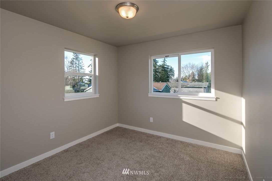 5111 Anderson Road Blaine, WA 98230 - Photo 16 of 23 Gallery Image 16