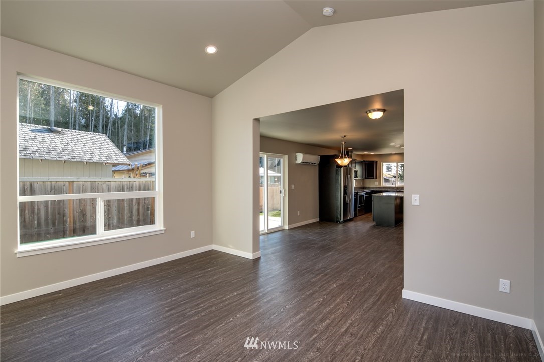 5111 Anderson Road Blaine, WA 98230 - Photo 4 of 23 Gallery Image 4