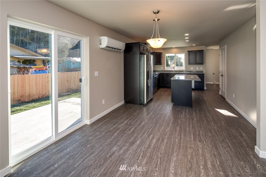 5111 Anderson Road Blaine, WA 98230 - Photo 5 of 23 Gallery Image 5