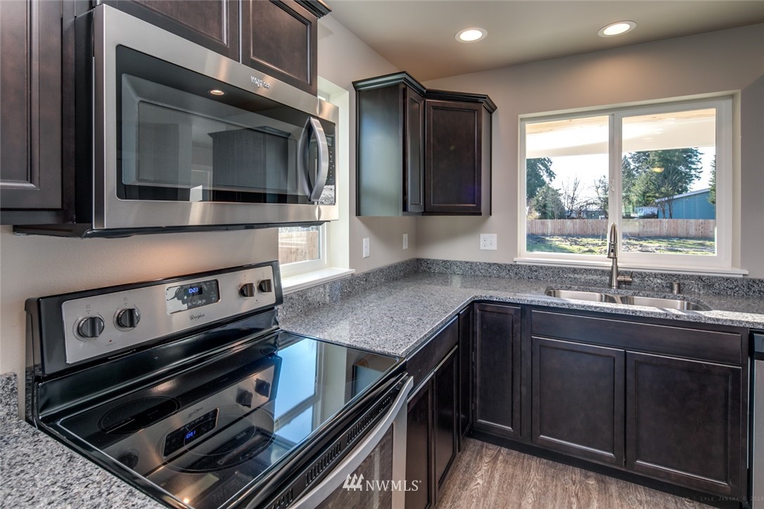 5111 Anderson Road Blaine, WA 98230 - Photo 9 of 23 Gallery Image 9