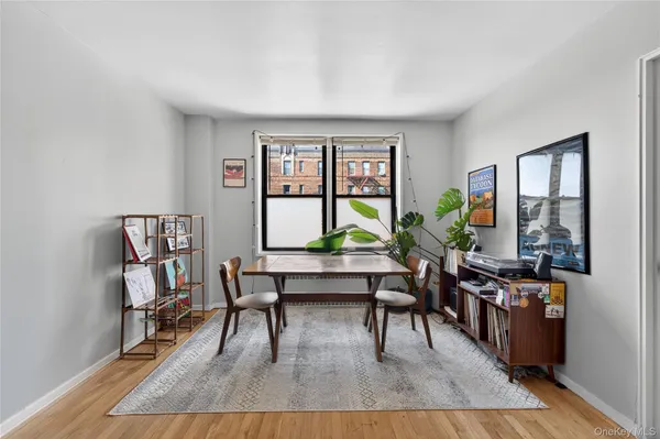 $525,000 | 8385 116th Street, Unit 4L | Kew Gardens