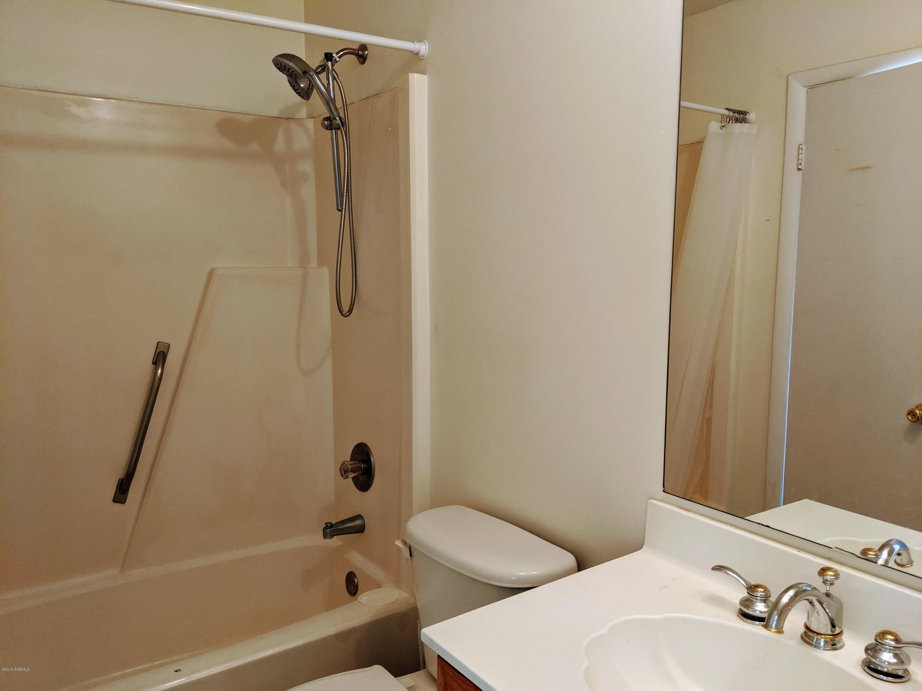900 State Rd S-7-297, Unit E6 Beaufort, SC 29902 - Photo 8 of 12 IMG_20191113_105723