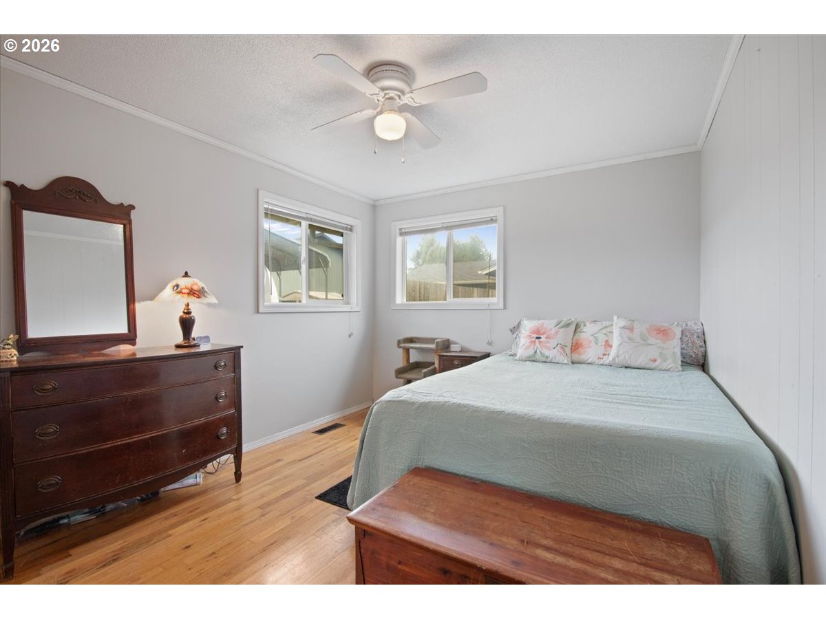 247 Cedar Street Lyons, OR 97358 - Photo 21 of 35