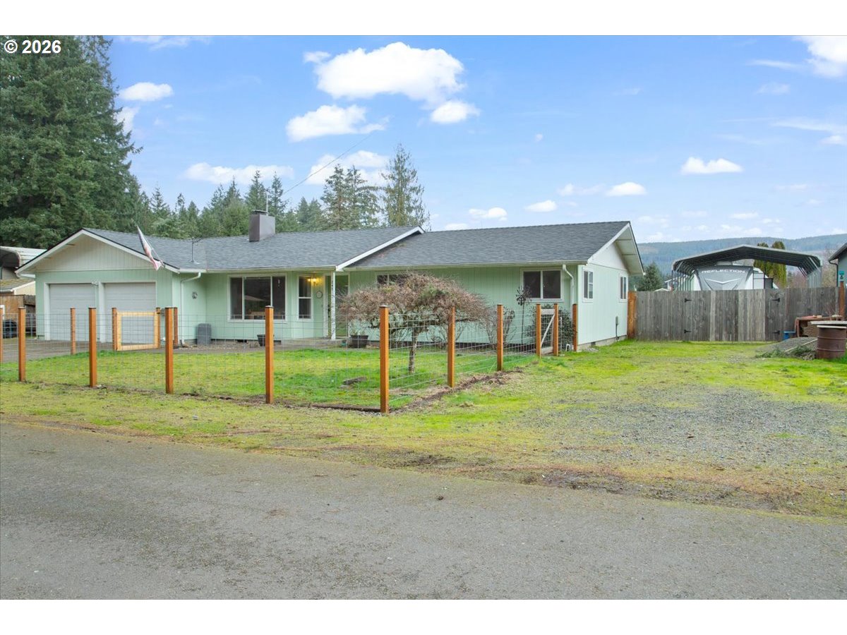 247 Cedar Street Lyons, OR 97358 - Photo 7 of 35