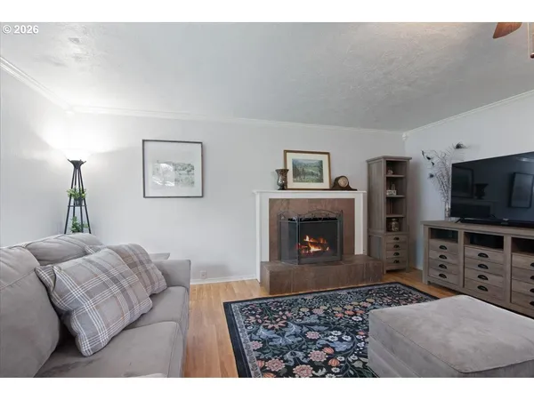 $449,900 | 247 Cedar Street, Lyons, OR 97358