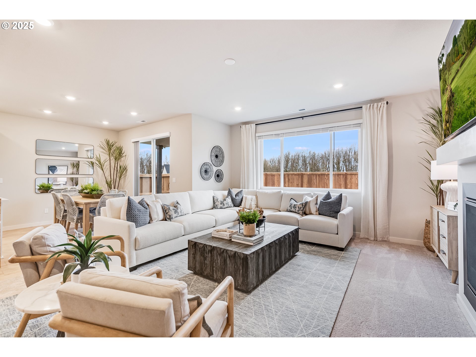 Undisclosed Address Albany, OR 97322 - Photo 13 of 42 a living room with furniture and a large window