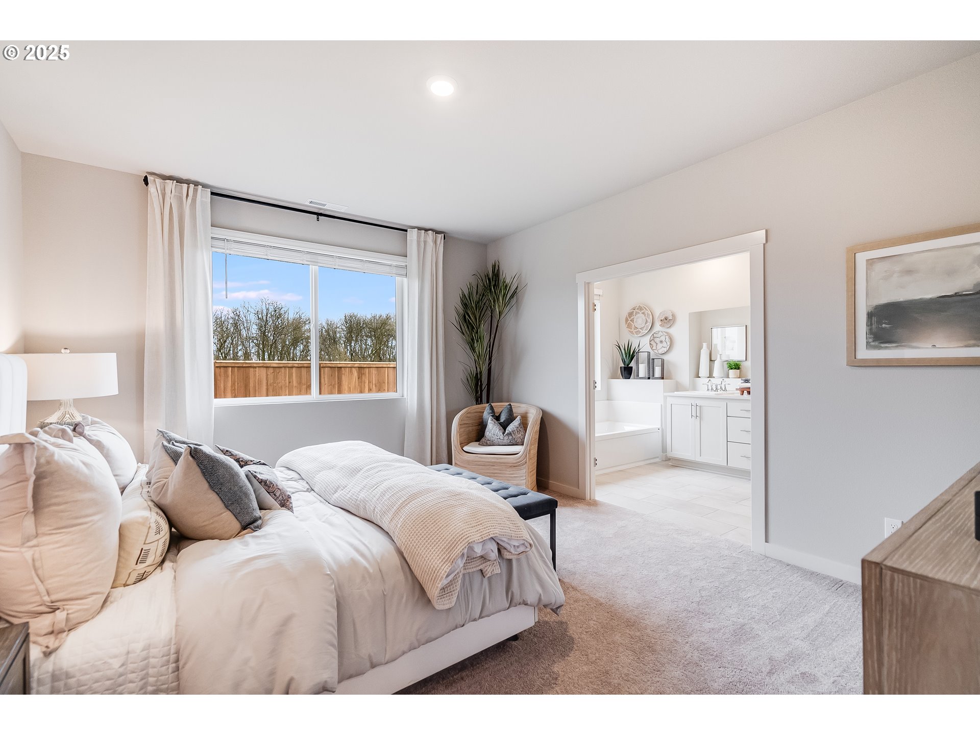 Undisclosed Address Albany, OR 97322 - Photo 16 of 42 a bedroom with a bed and a window