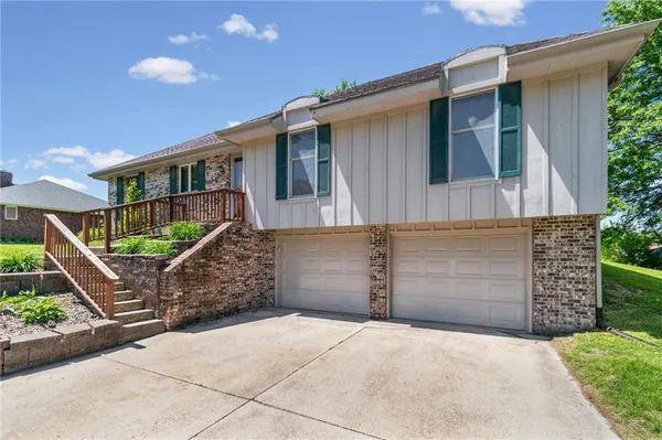 $229,900 | 816 Kristen Street, Cameron, MO 64429