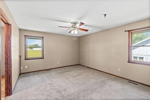 $229,900 | 816 Kristen Street, Cameron, MO 64429
