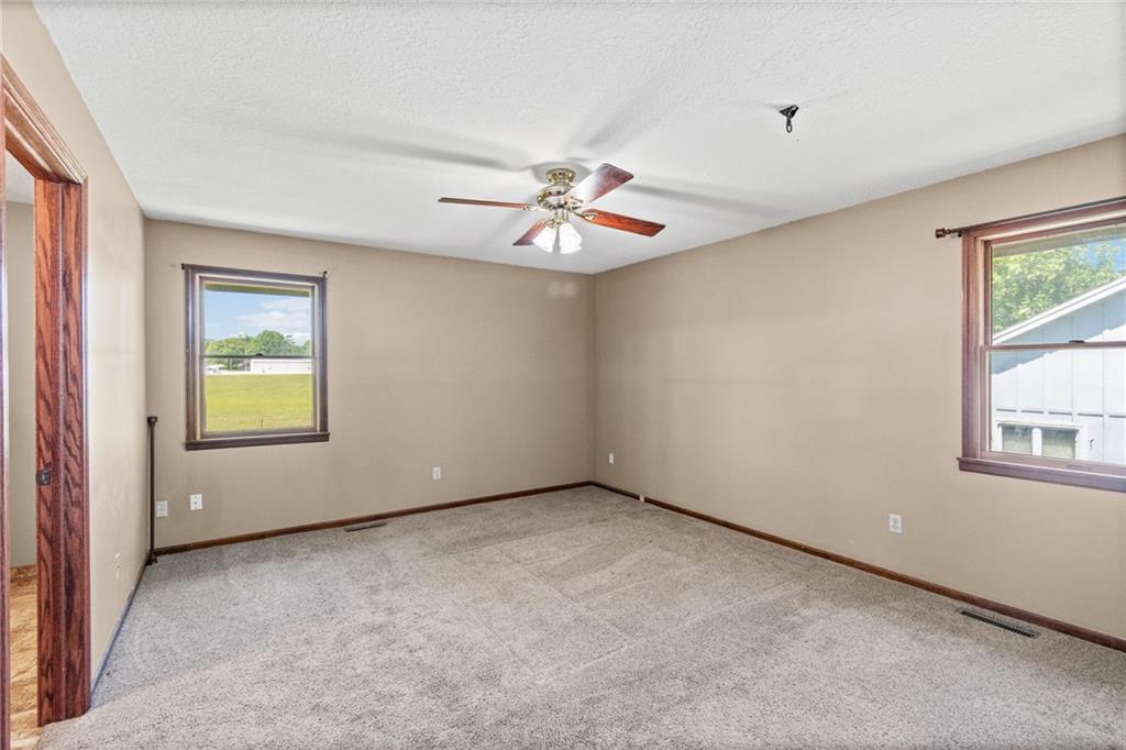 816 Kristen Street Cameron, MO 64429 - Photo 18 of 31