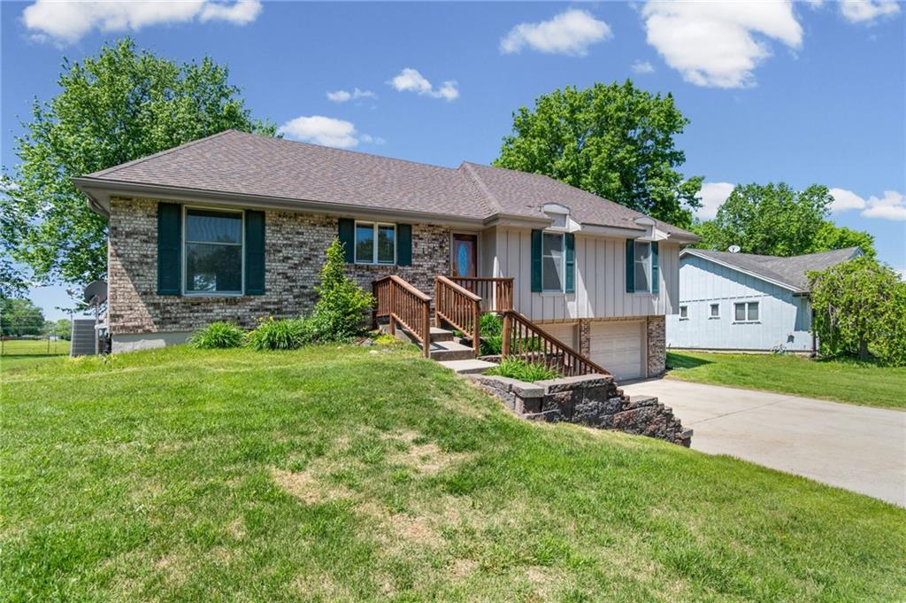 816 Kristen Street Cameron, MO 64429 - Photo 3 of 31