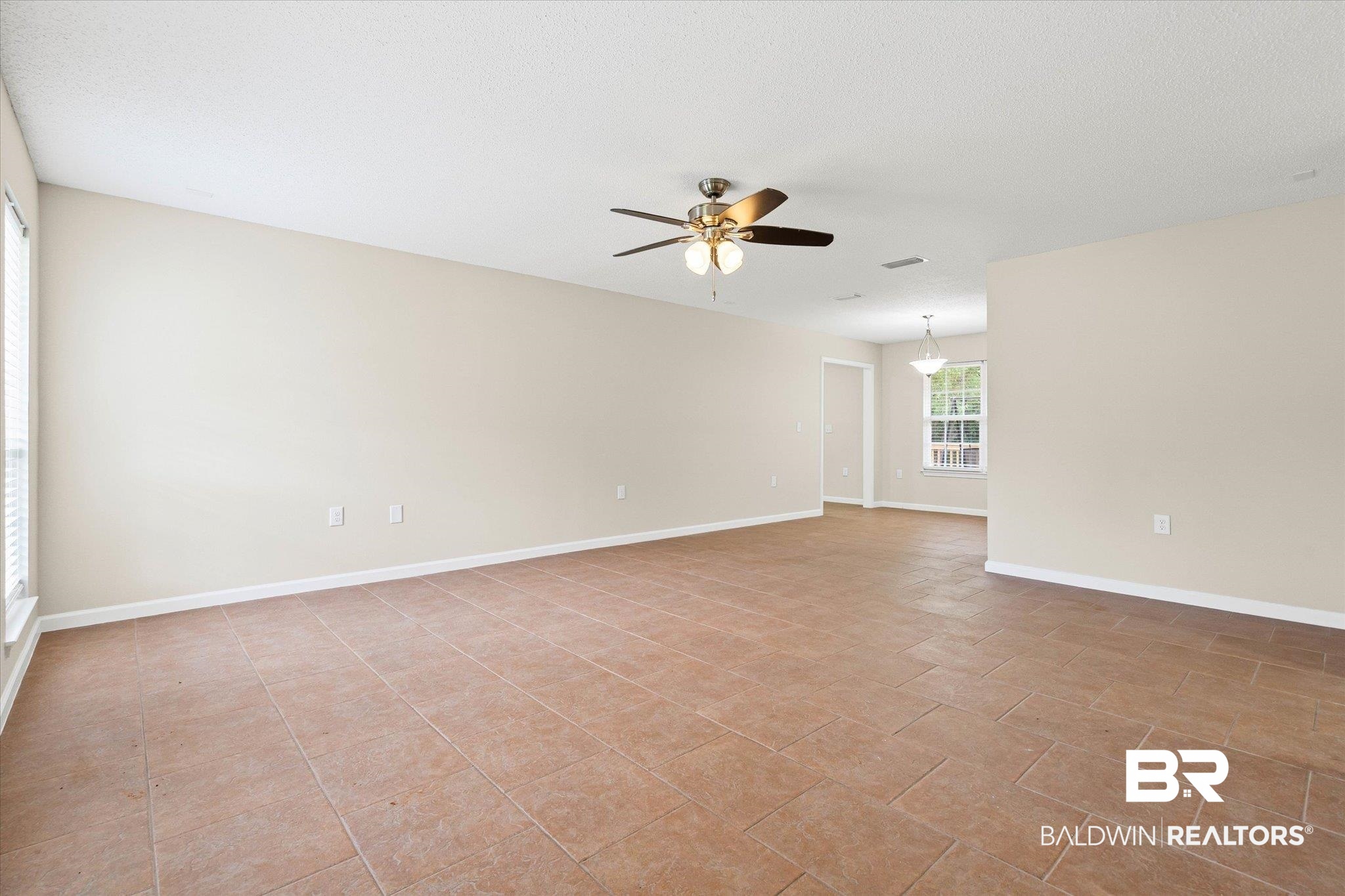 157 Bay View Drive Daphne, AL 36526 - Photo 3 of 22