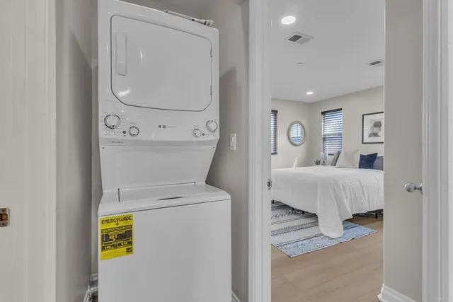 $699,900 | 545 Ballantyne Street, El Cajon, CA 92020