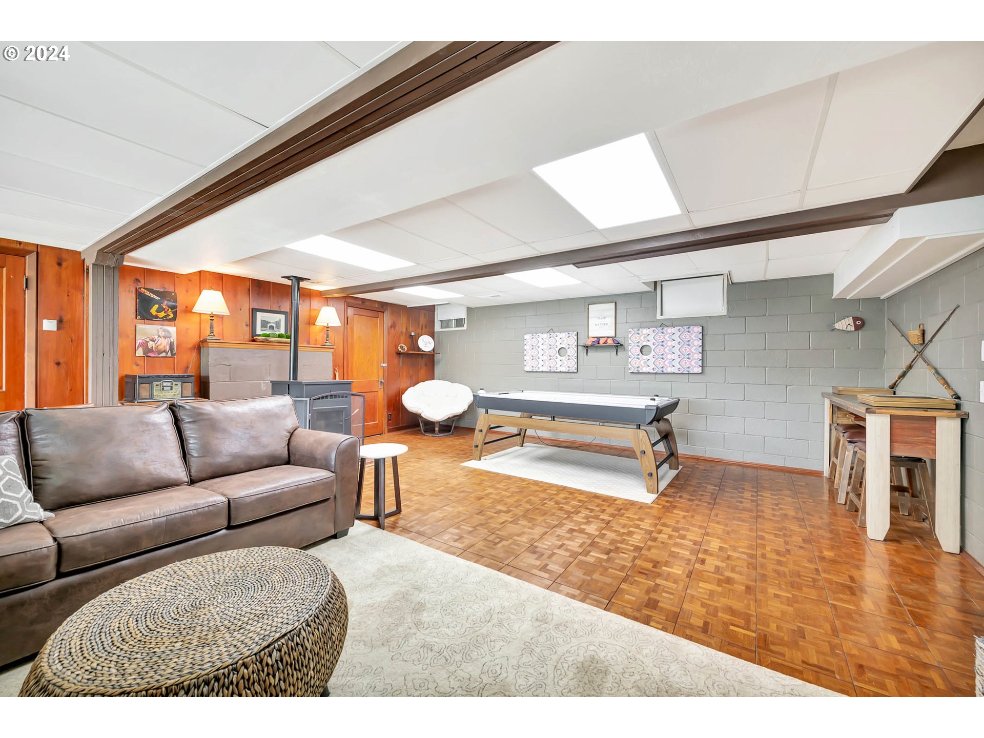 5378 Buckskin Bob Road Florence, OR 97439 - Photo 28 of 46 a living room with furniture and a wooden floor